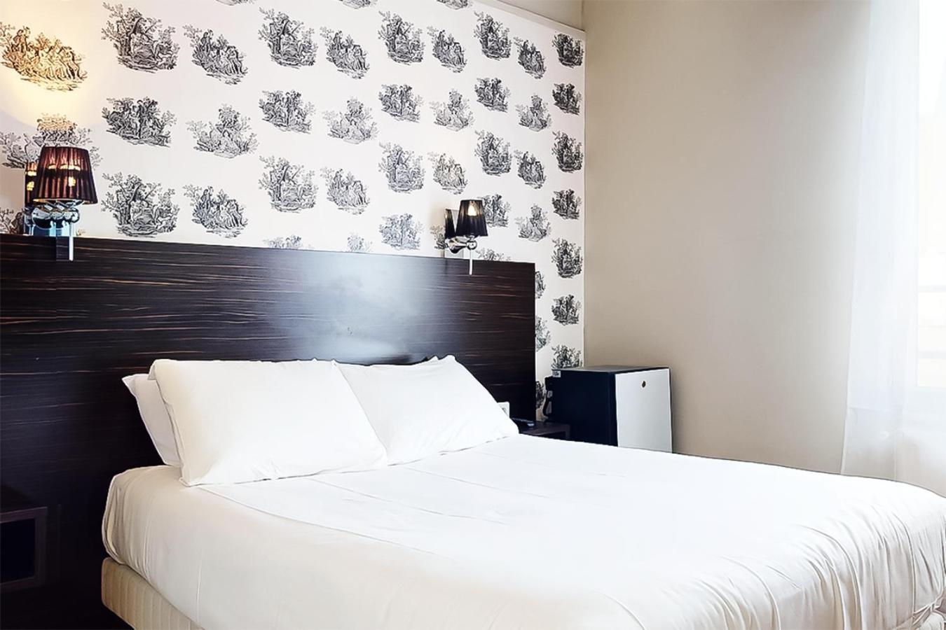 Hotel De Menilmontant Paris Bagian luar foto