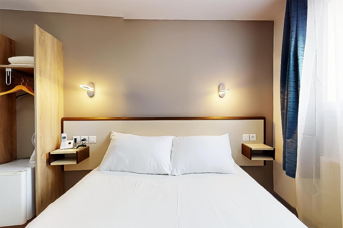 Hotel De Menilmontant Paris Bagian luar foto